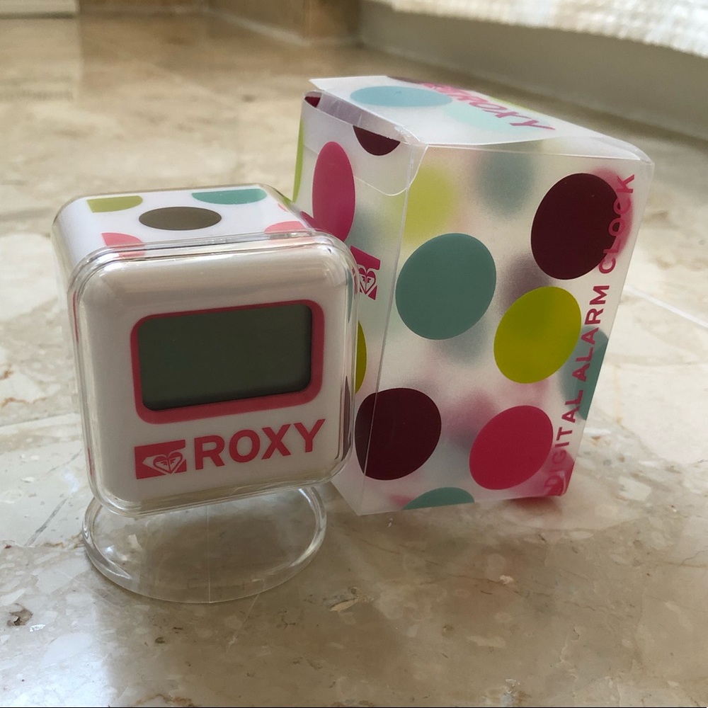 Roxy digital alarm clock- travel size